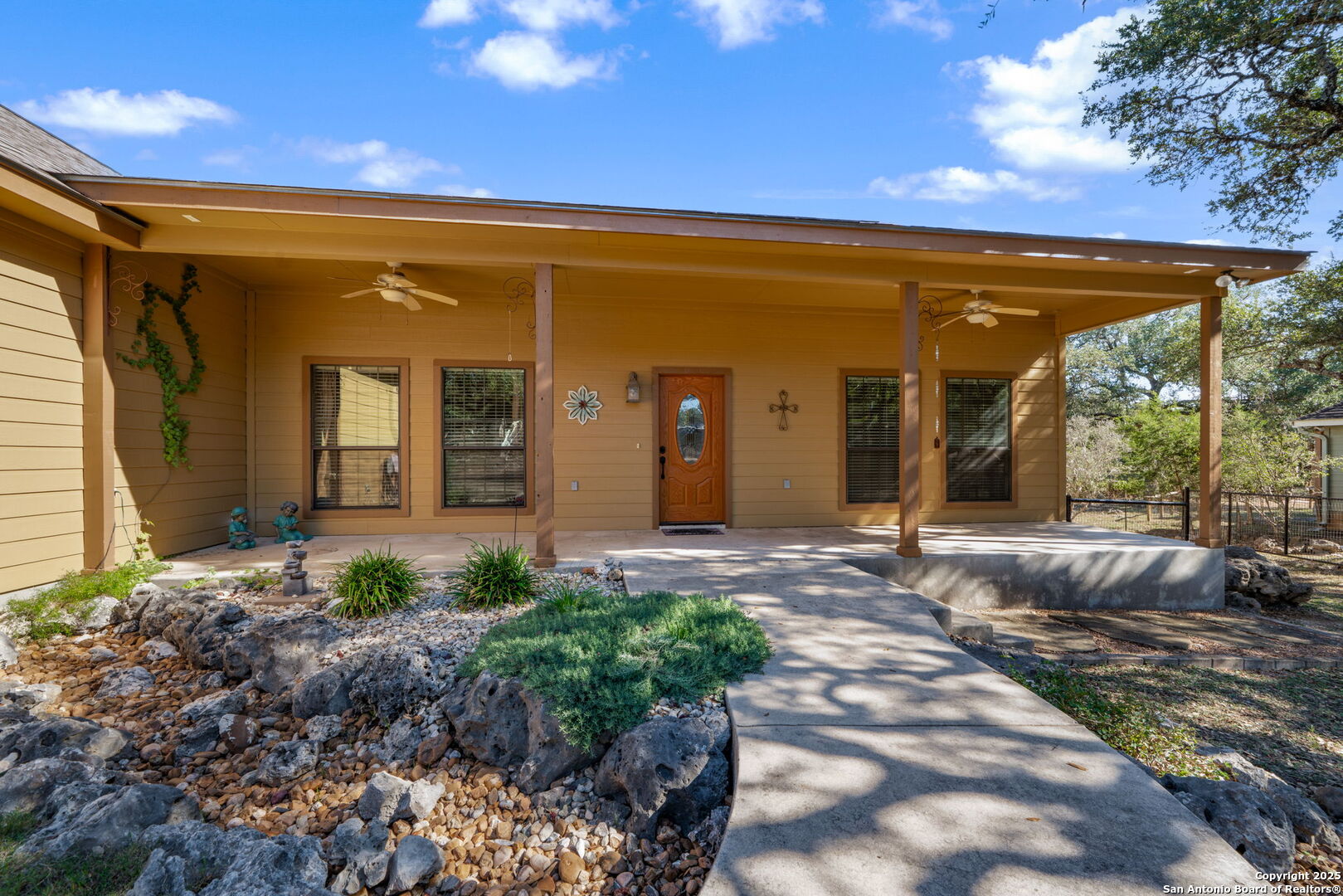 905 Cypress Pass Road Spring Branch, TX 78070 - Photo 5 of 42