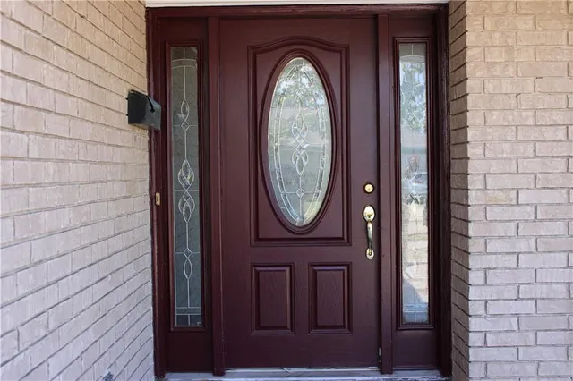 $305,000 | 75 Lucaya Drive, Kenner, LA 70065