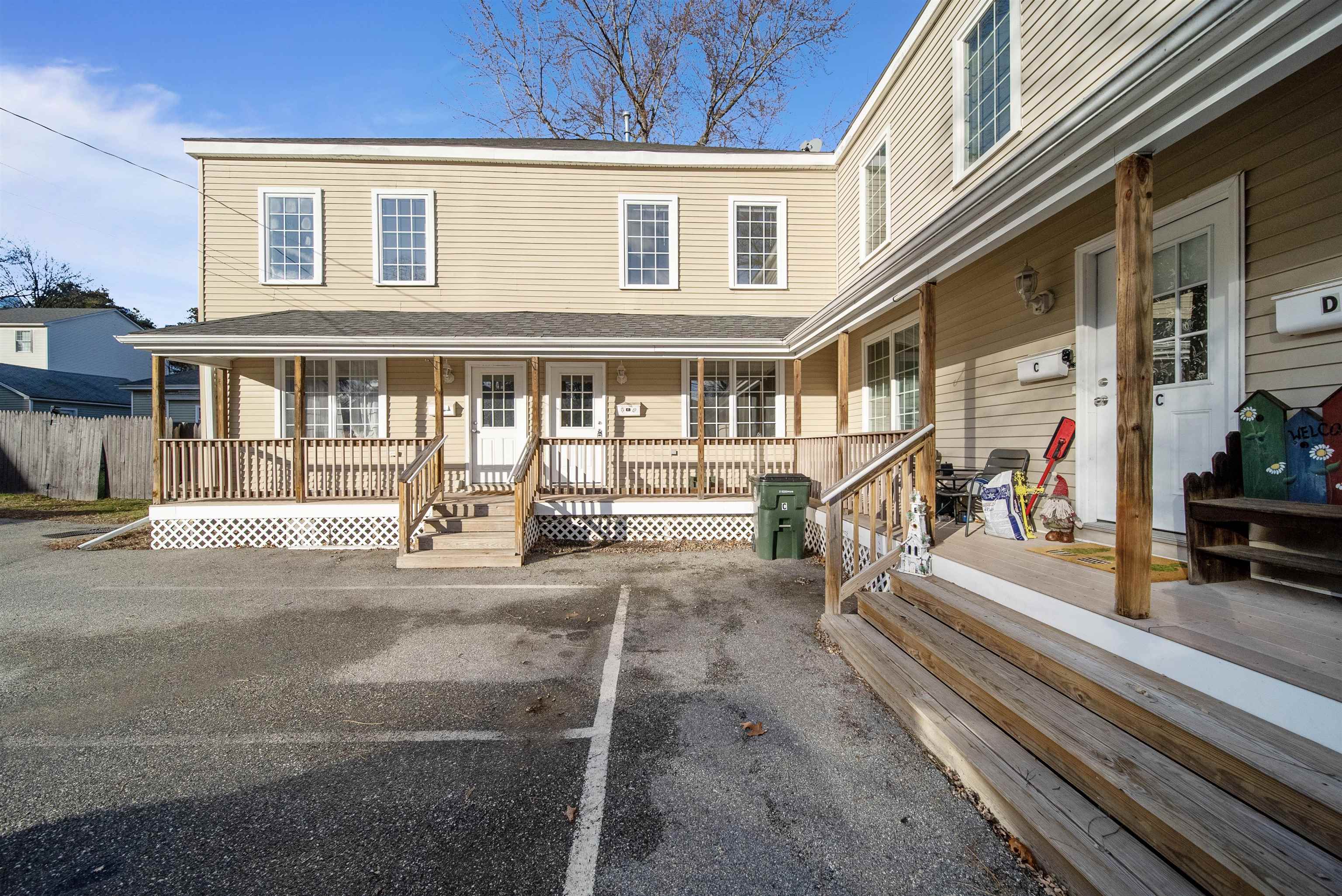 33 West Elmhurst Avenue, Unit B Manchester, NH 03103 - Photo 17 of 23