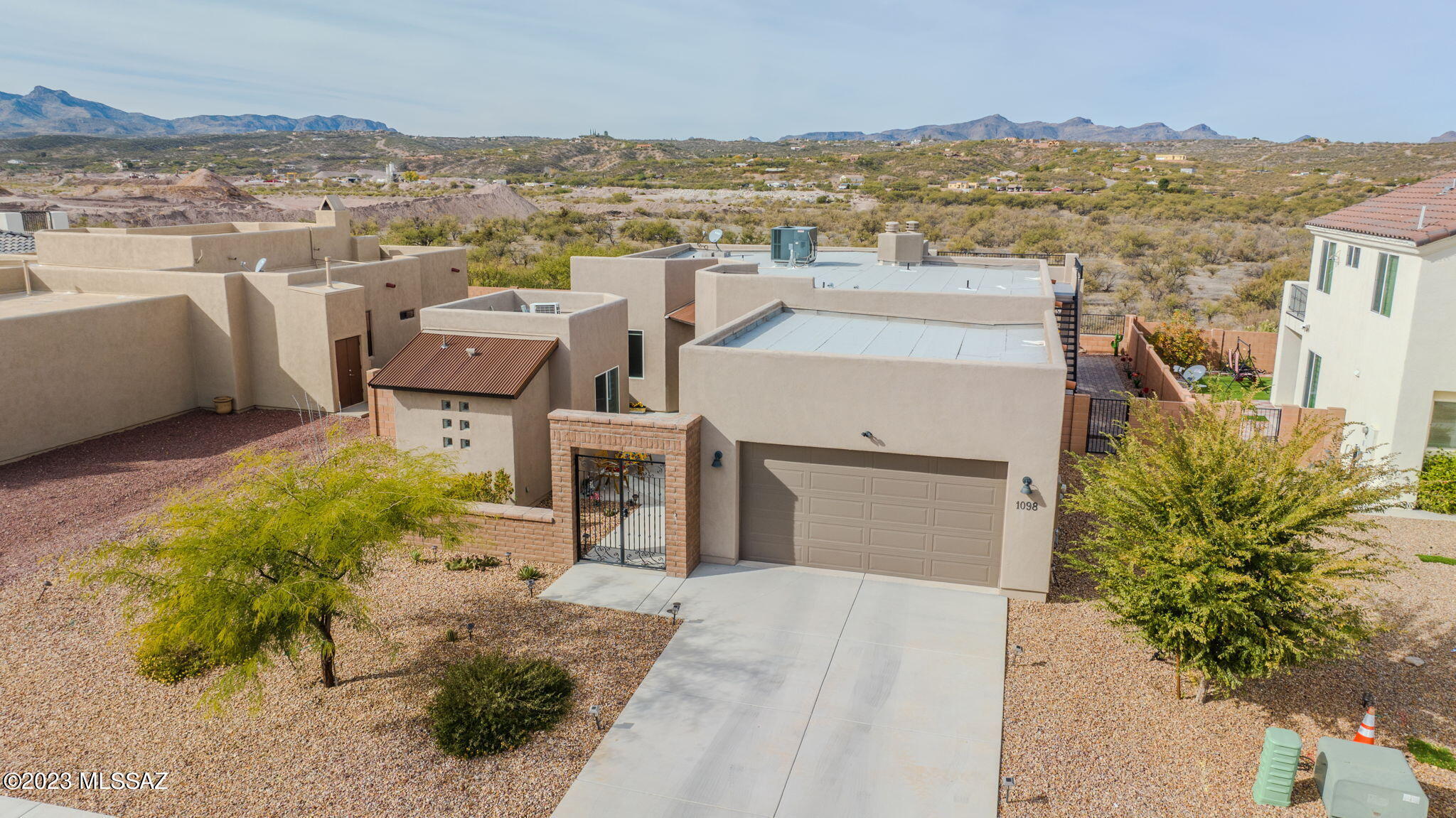1098 Vista De Los Alamos Rio Rico, AZ 85648 - Photo 44 of 47