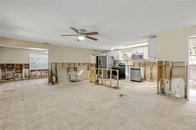 a view of a storage & utility room
