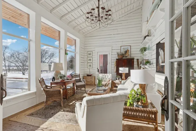 $849,900 | 33511 Old Mill Drive, Lone Rock, WI 53556