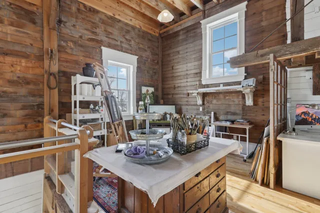 $849,900 | 33511 Old Mill Drive, Lone Rock, WI 53556