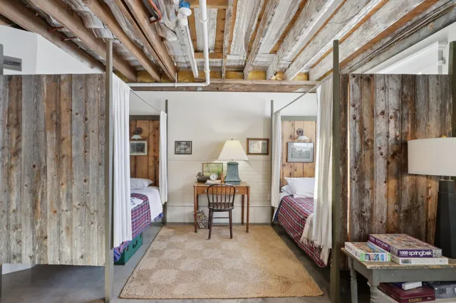 $849,900 | 33511 Old Mill Drive, Lone Rock, WI 53556