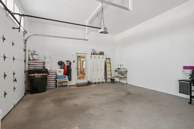 $849,900 | 33511 Old Mill Drive, Lone Rock, WI 53556