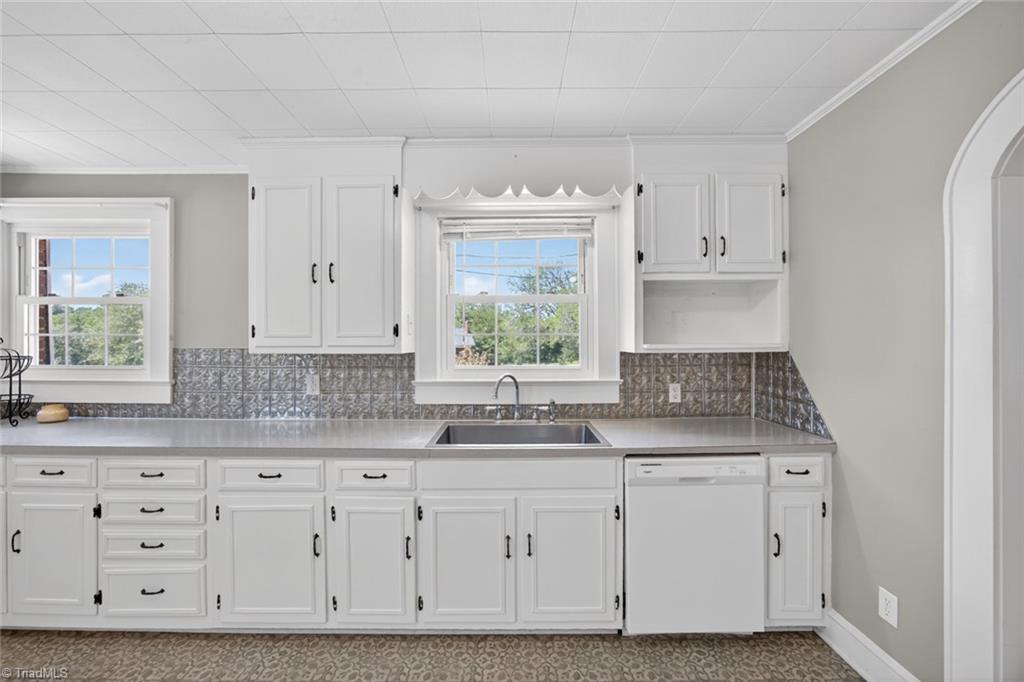 699 John Young Road Lexington, NC 27292 - Photo 20 of 49