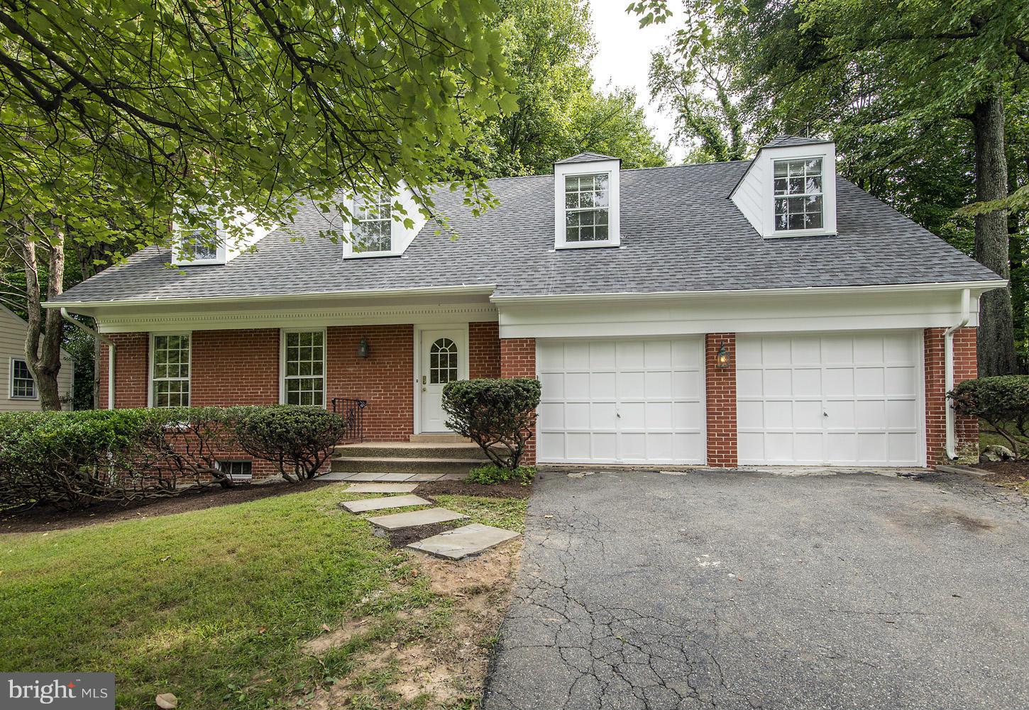 10516 Gainsborough Road Potomac, MD 20854 - Photo 2 of 30 GAINSBOROUGH