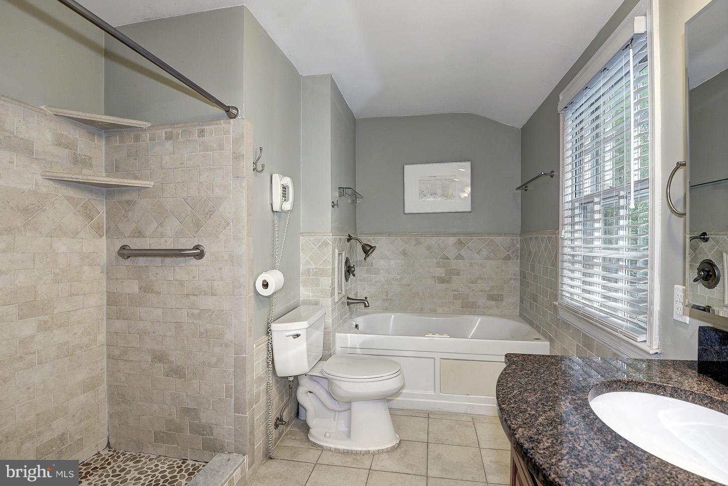 10516 Gainsborough Road Potomac, MD 20854 - Photo 17 of 30 EN-SUITE MASTER BATH