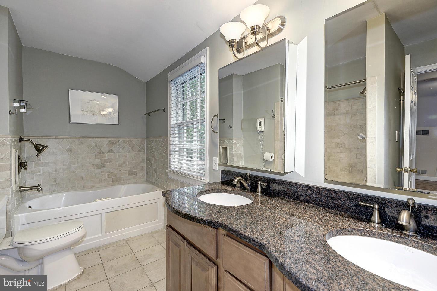 10516 Gainsborough Road Potomac, MD 20854 - Photo 18 of 30 MASTER BATH