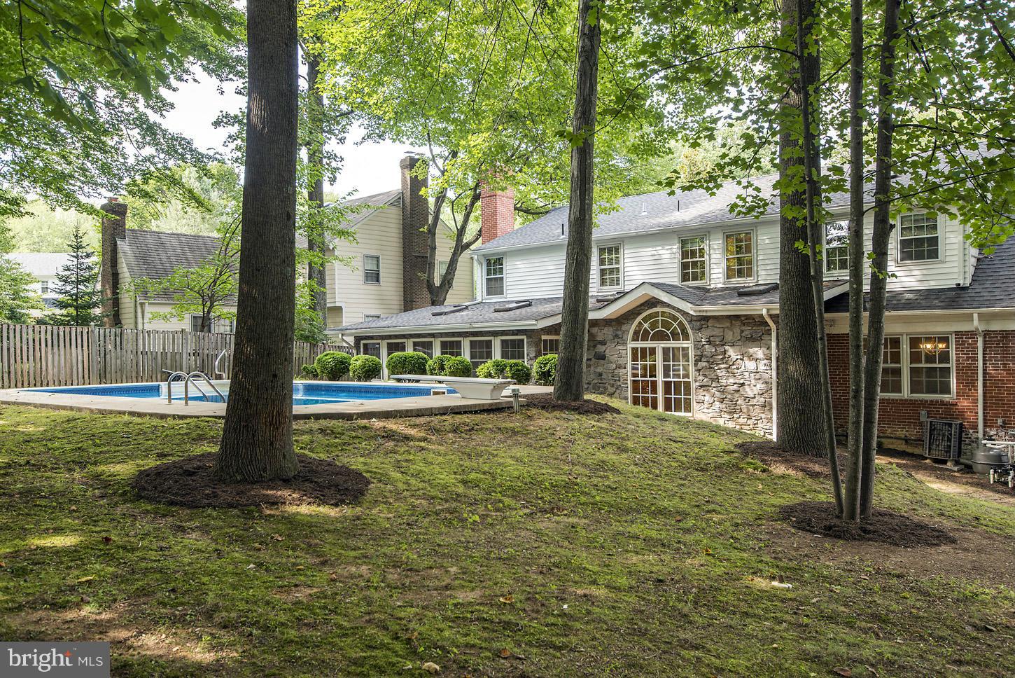 10516 Gainsborough Road Potomac, MD 20854 - Photo 30 of 30 VIEW