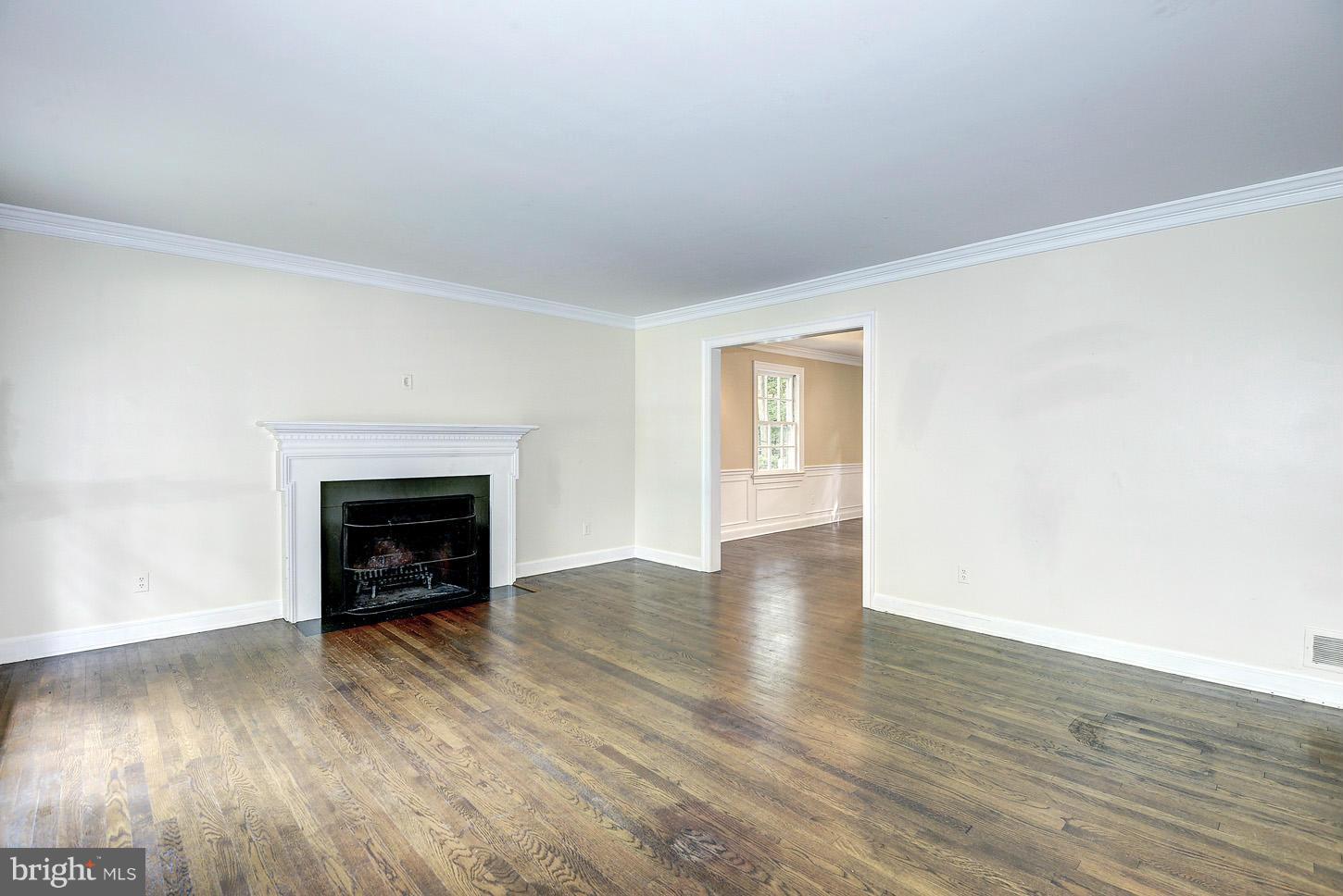 10516 Gainsborough Road Potomac, MD 20854 - Photo 7 of 30 LIVING ROOM TO DINING ROOM