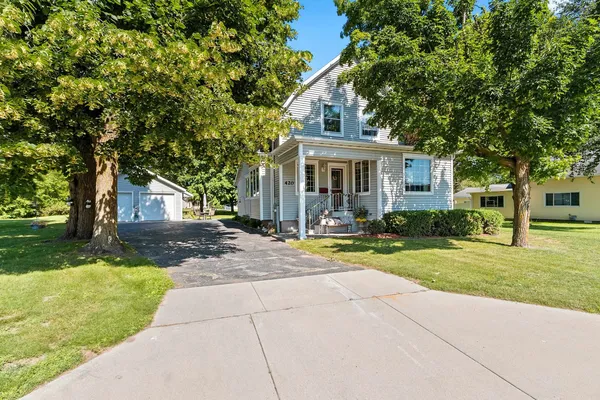 $259,900 | 420 Smith Avenue, Oconto, WI 54153