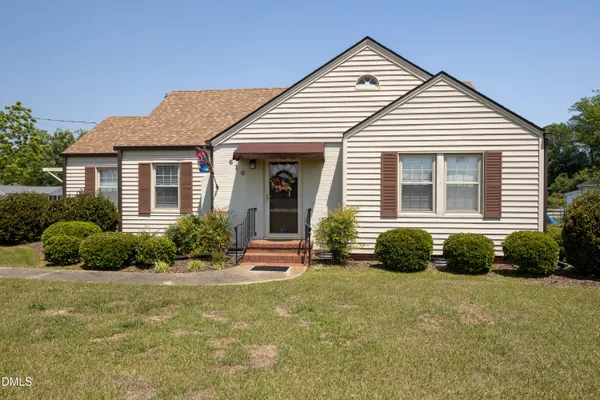 $259,900 | 610 North Lincoln Street, Benson, NC 27504