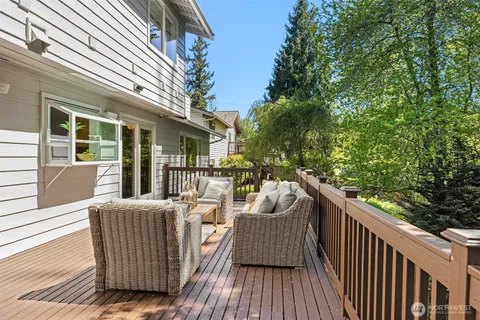 $1,697,000 | 10543 158th Avenue Northeast, Redmond, WA 98052