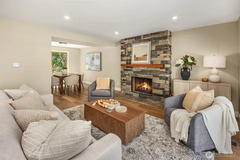 $1,697,000 | 10543 158th Avenue Northeast, Redmond, WA 98052