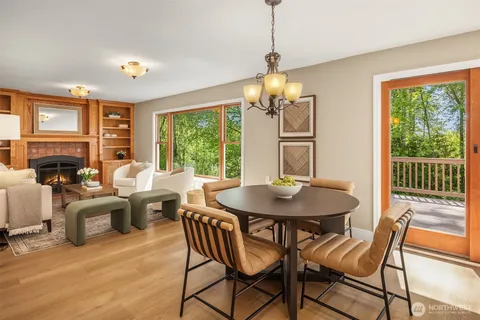 $1,697,000 | 10543 158th Avenue Northeast, Redmond, WA 98052