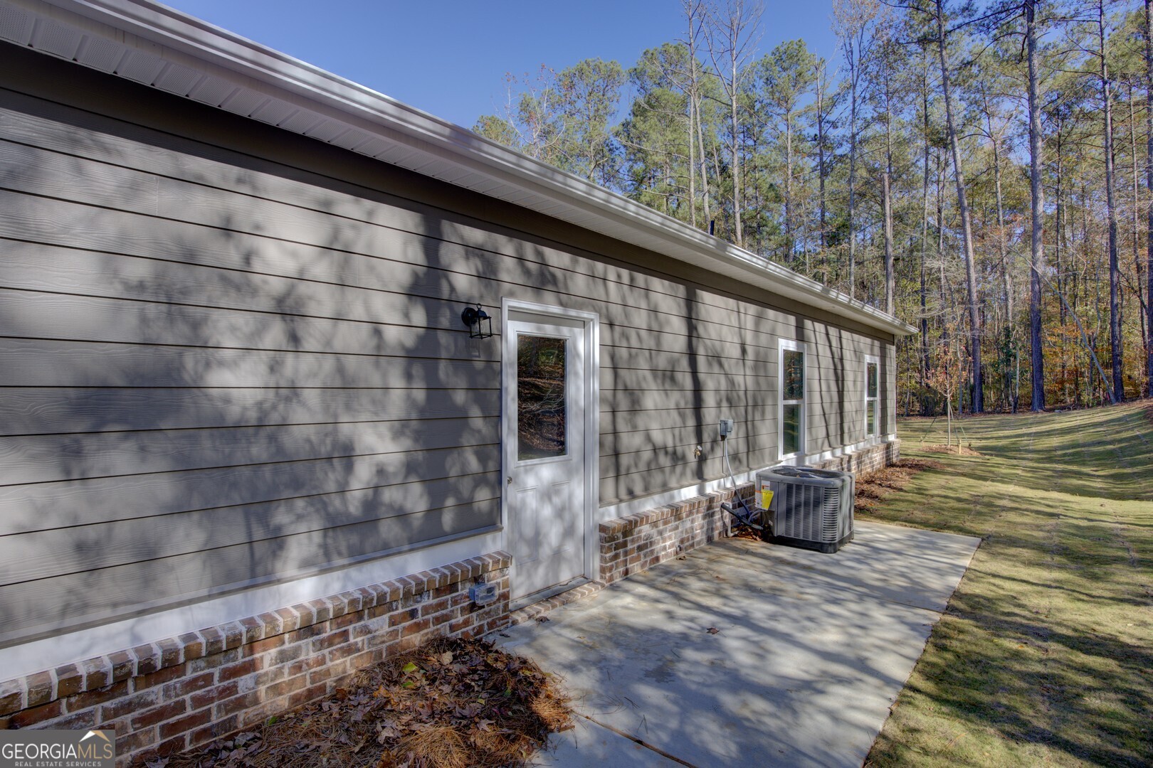 9213 Westview Drive Southwest Covington, GA 30014 - Photo 4 of 33