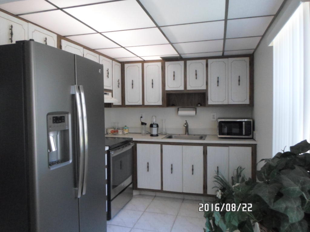 875 Normandy Lane Delray Beach, FL 33484 - Photo 15 of 17 2016-08-22 02.36.12