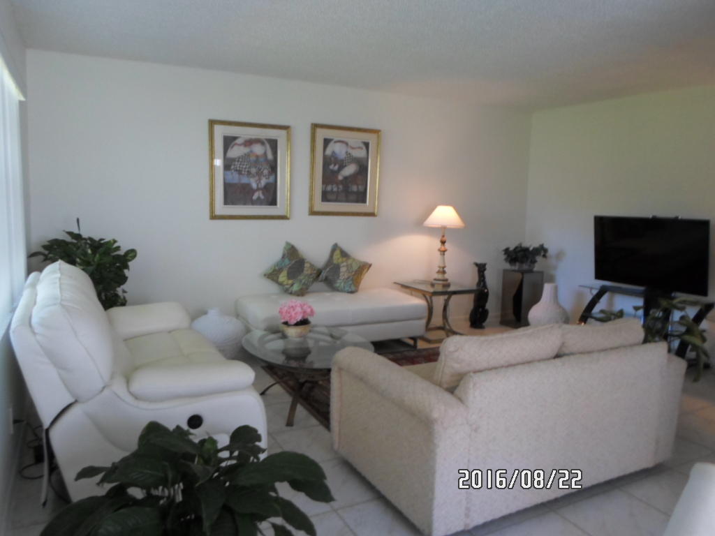 875 Normandy Lane Delray Beach, FL 33484 - Photo 3 of 17 2016-08-22 02.32.59