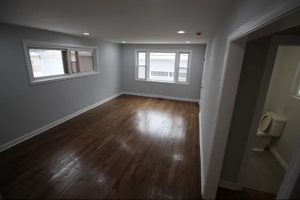 $210,000 | 14535 South Parnell Avenue, Riverdale, IL 60827