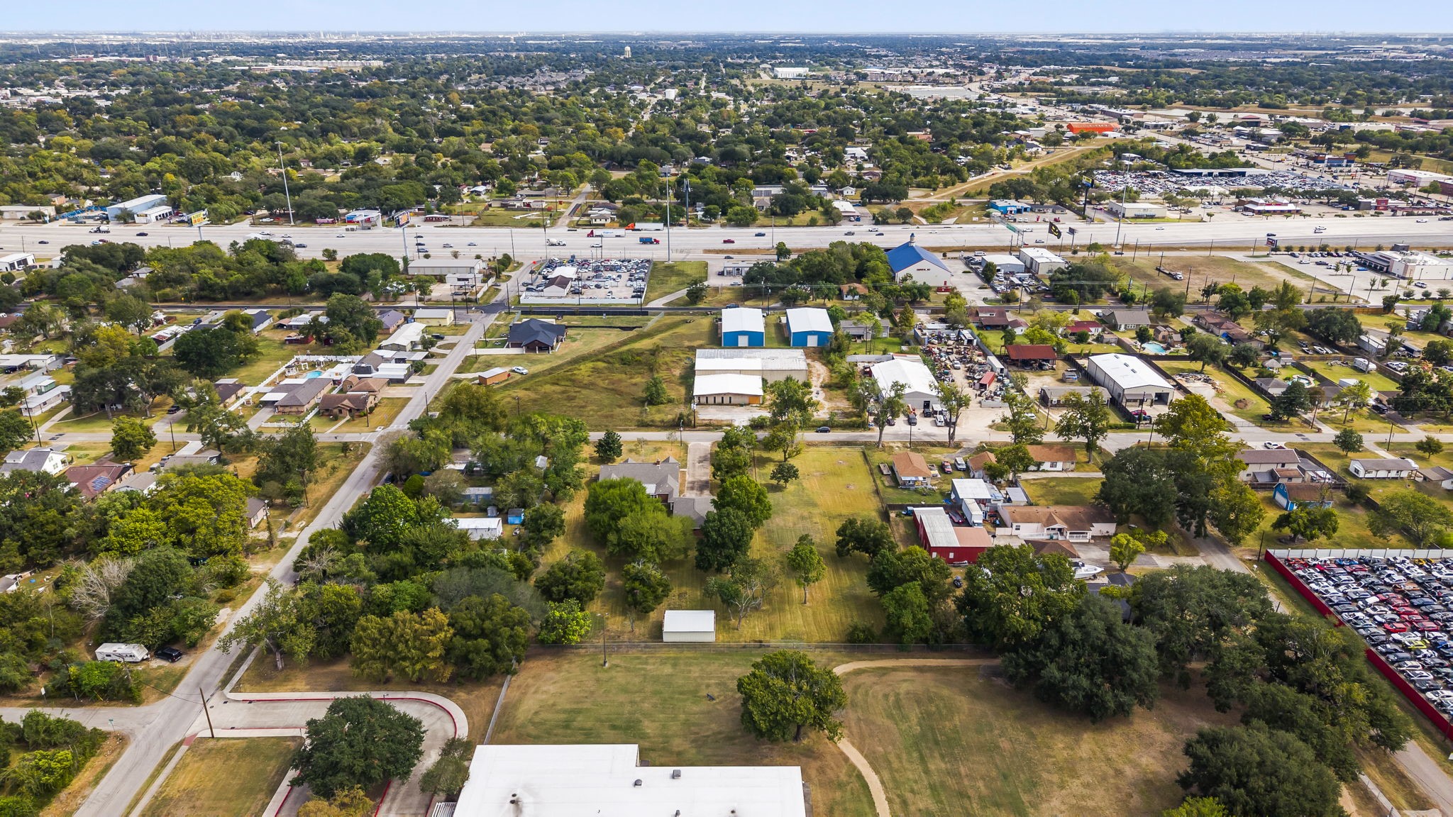 2810 Lilac Street Pasadena, TX 77503 - Photo 38 of 38 an aerial view of residential houses with outdoor space
