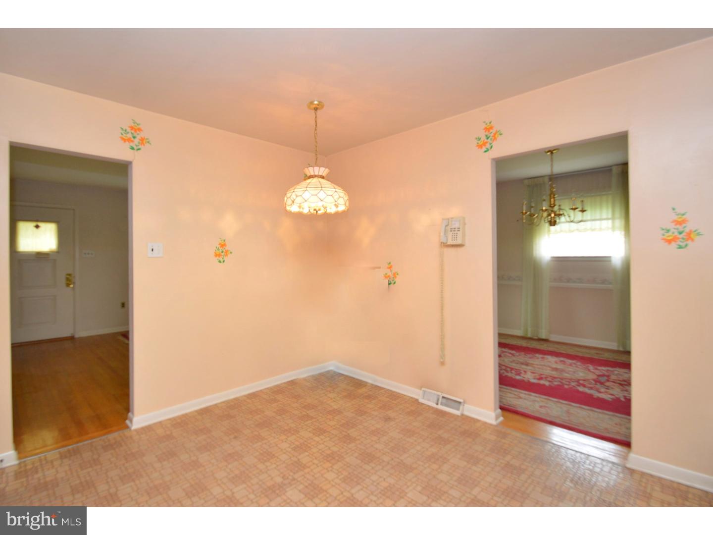 1208 Dahlia Road Warminster, PA 18974 - Photo 5 of 16 Gallery Image 5