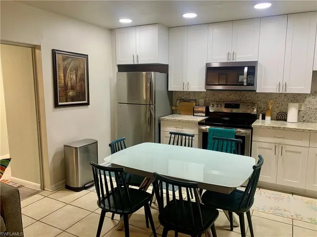 $2,800 | 5795 Genesee Parkway, Unit 3, Bokeelia, FL 33922