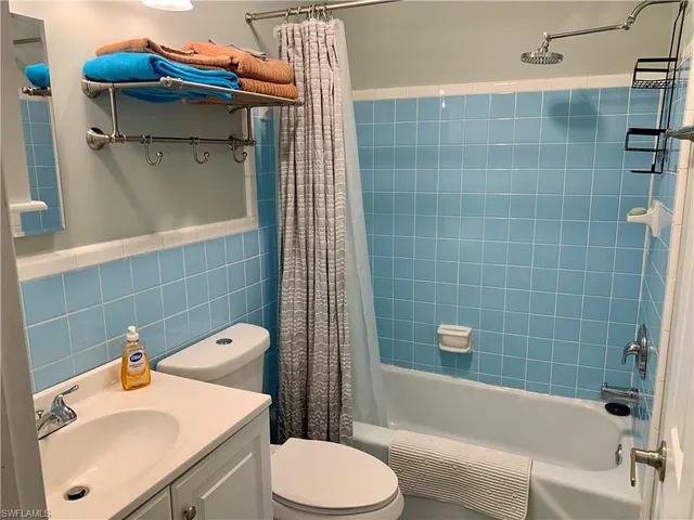 $2,800 | 5795 Genesee Parkway, Unit 3, Bokeelia, FL 33922