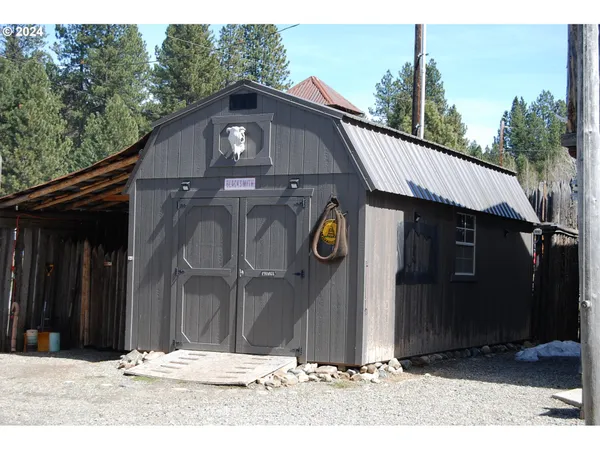 $450,000 | 129 Austin Street, Sumpter, OR 97877