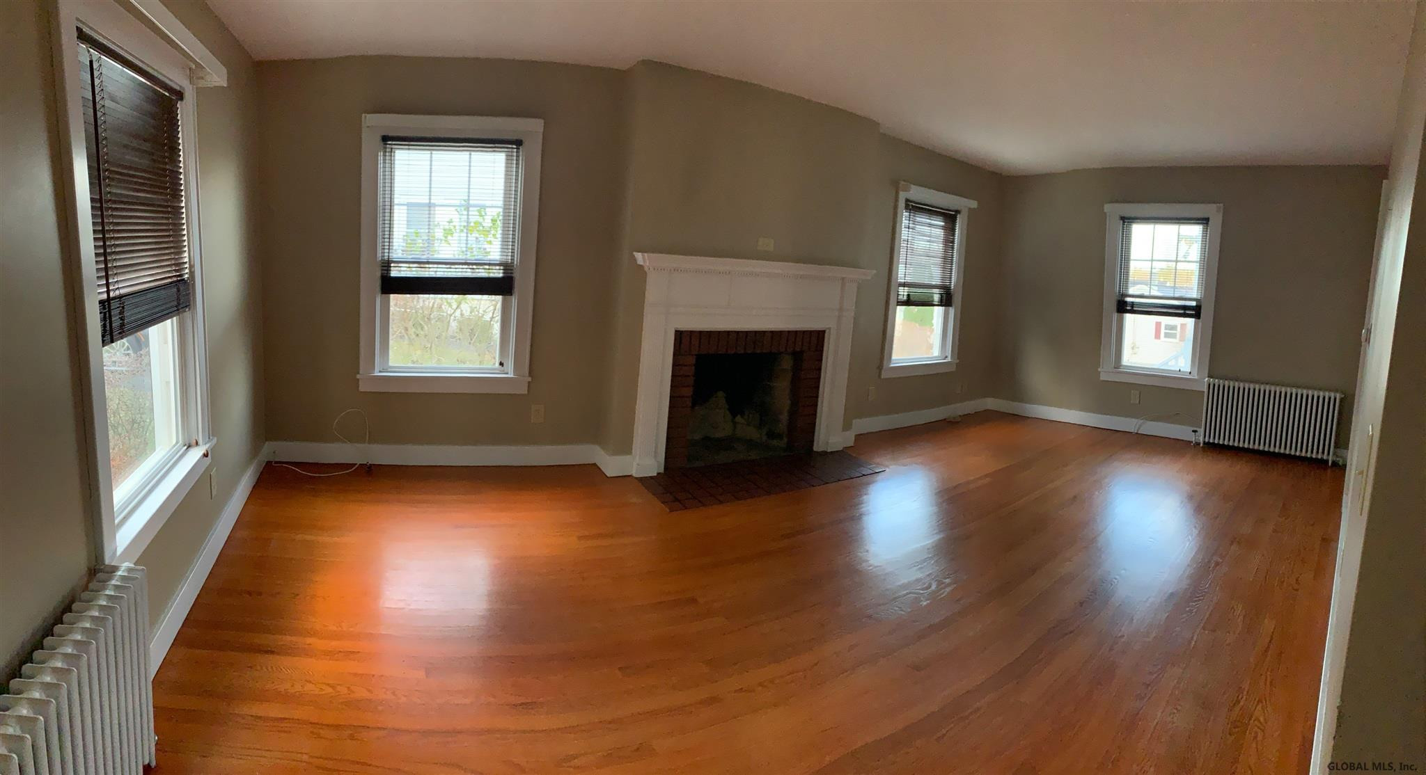 28 Hillcrest Road Colonie, NY 12110 - Photo 3 of 12 Photo 4