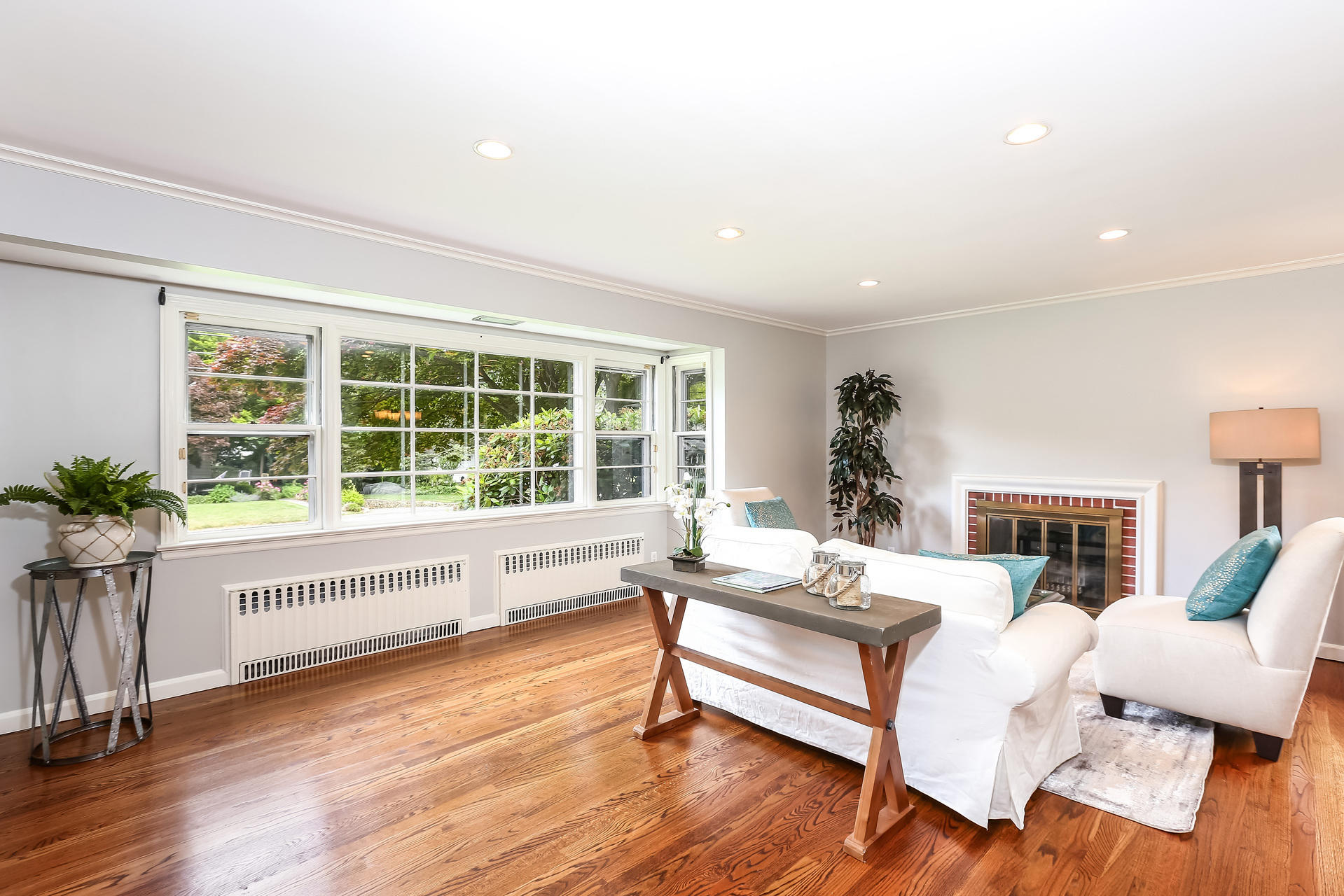 35 Dickinson Road Darien, CT 06820 - Photo 5 of 30 a living room with furniture and a large window