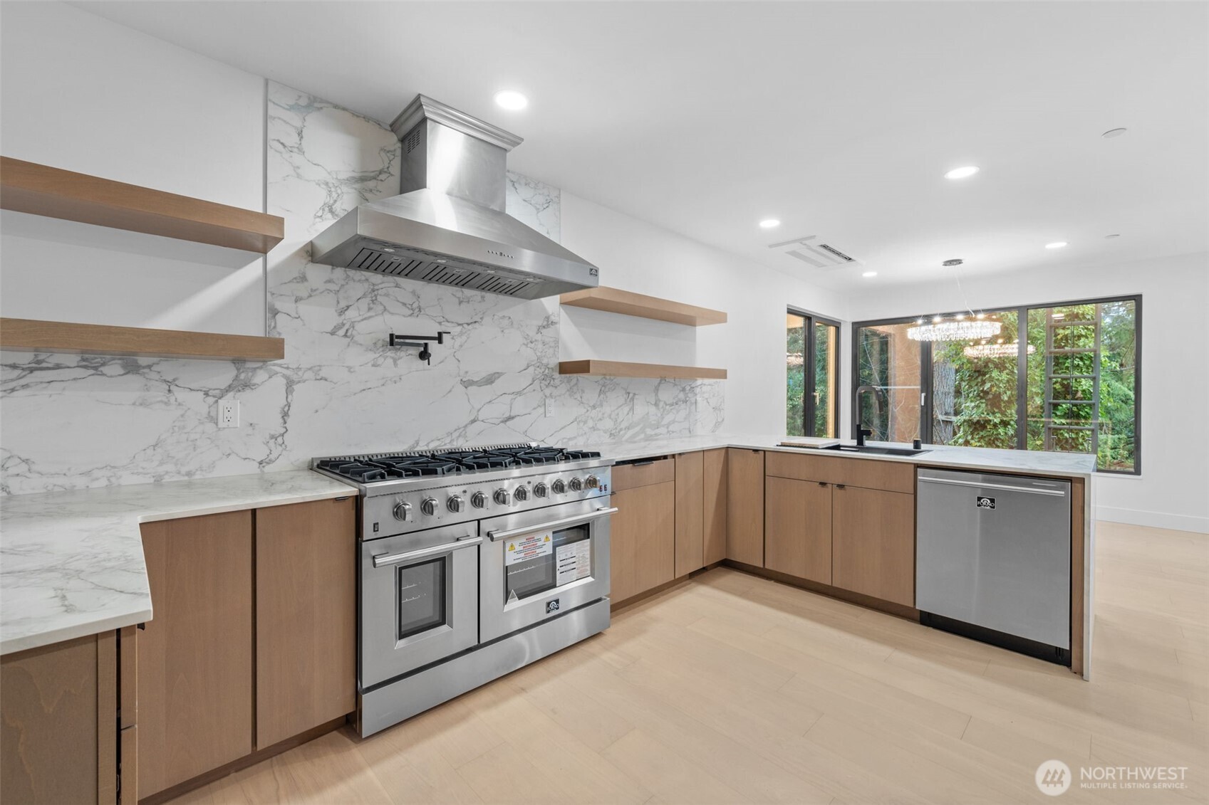 7907 240th Street Southwest Edmonds, WA 98026 - Photo 18 of 36