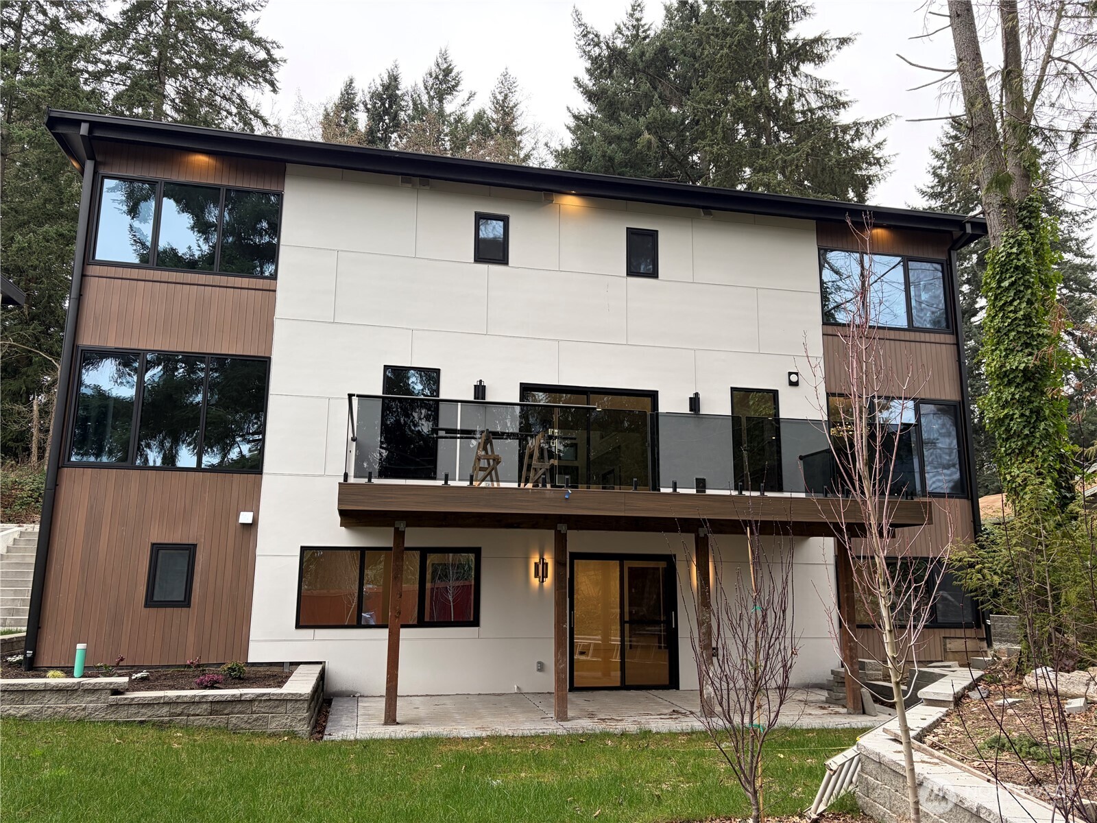 7907 240th Street Southwest Edmonds, WA 98026 - Photo 3 of 36