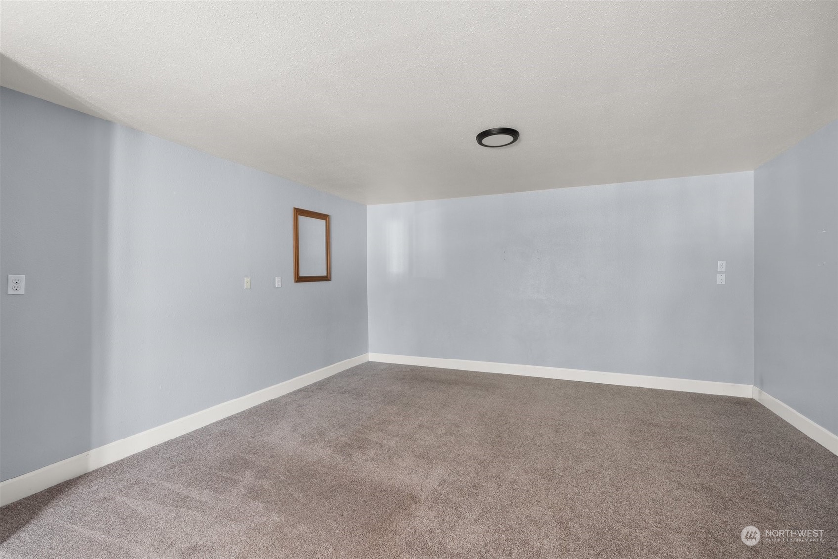 203 Sommerville Road Chehalis, WA 98532 - Photo 24 of 39 a view of an empty room