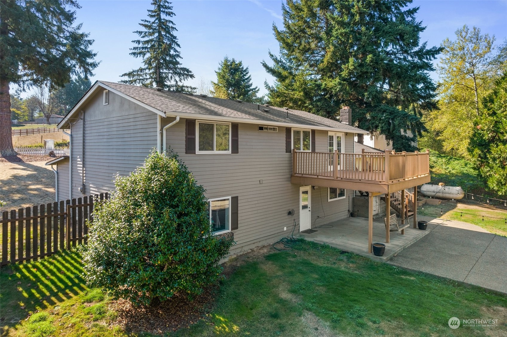 203 Sommerville Road Chehalis, WA 98532 - Photo 28 of 39 a view of a house with backyard and sitting area