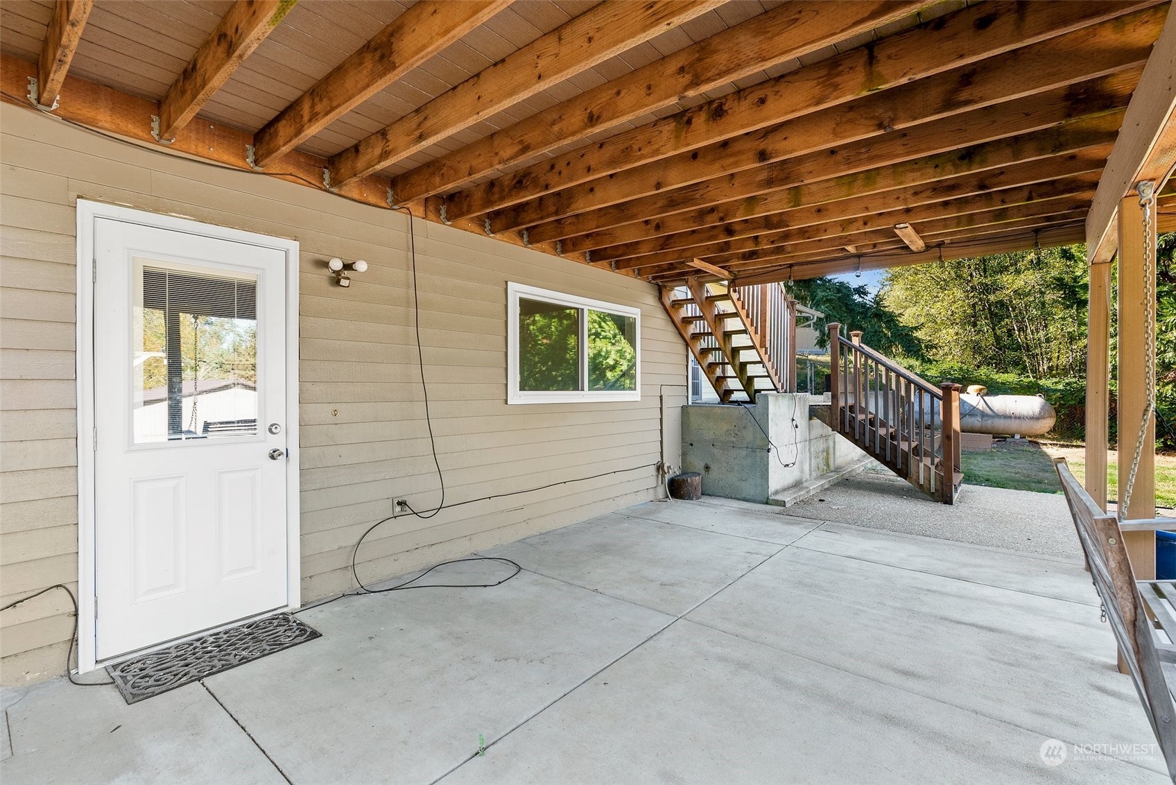 203 Sommerville Road Chehalis, WA 98532 - Photo 29 of 39 a view of porch with seating space