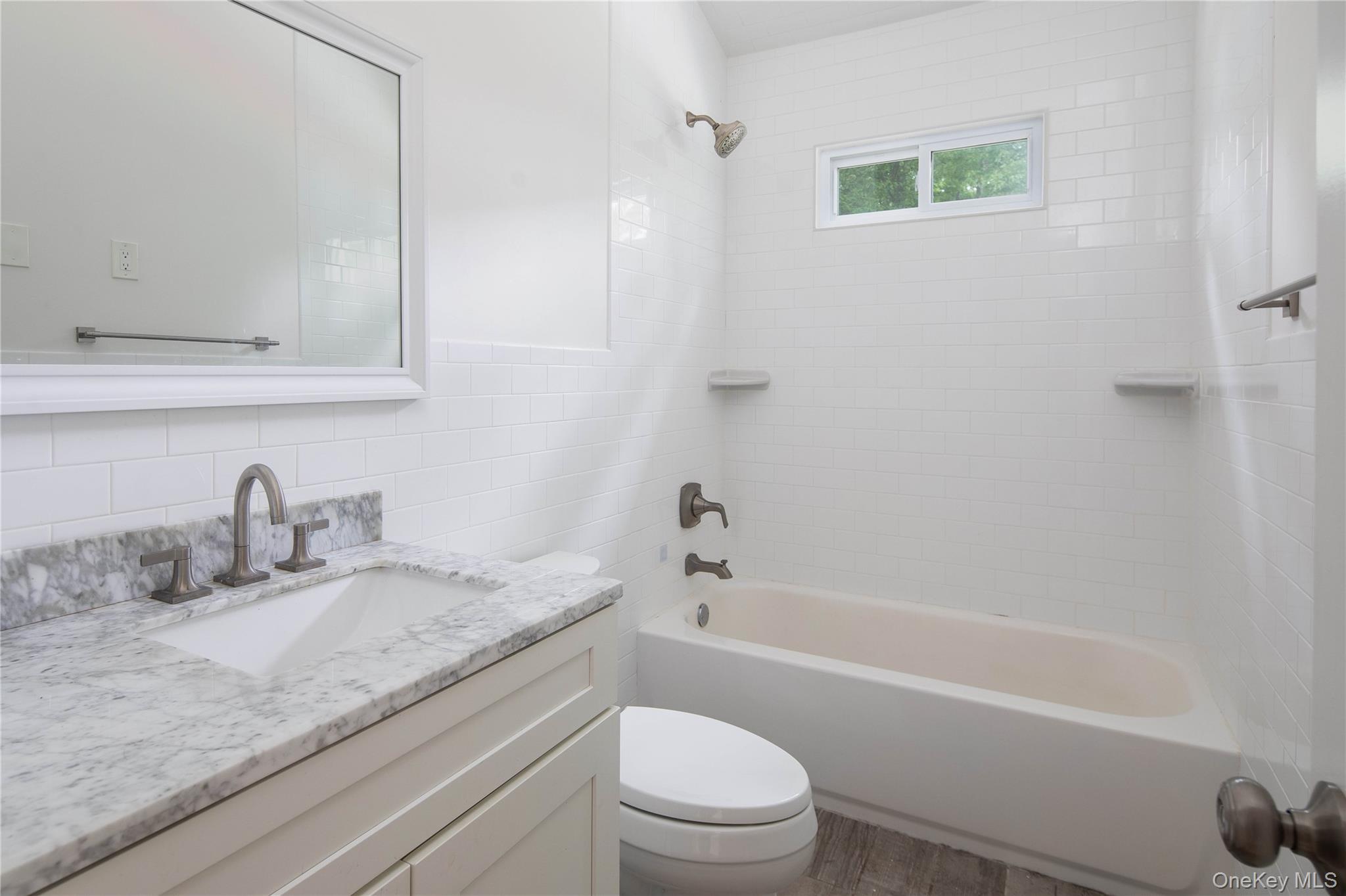 29 Matthews Drive Remsenburg, NY 11960 - Photo 17 of 23