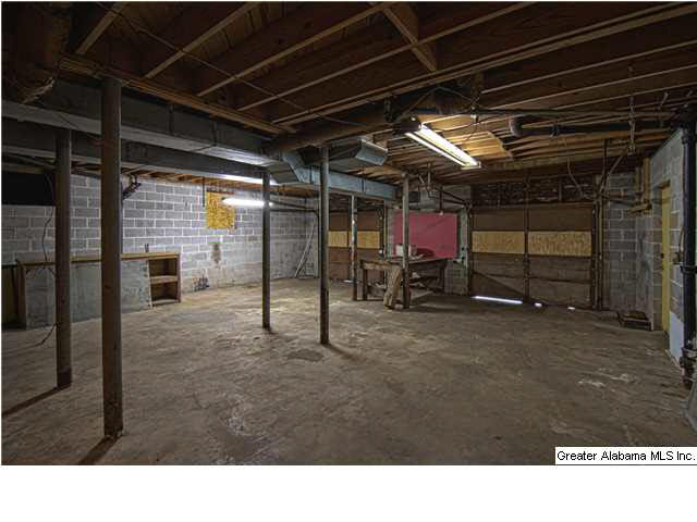 1633 Carson Road Birmingham, AL 35215 - Photo 28 of 32