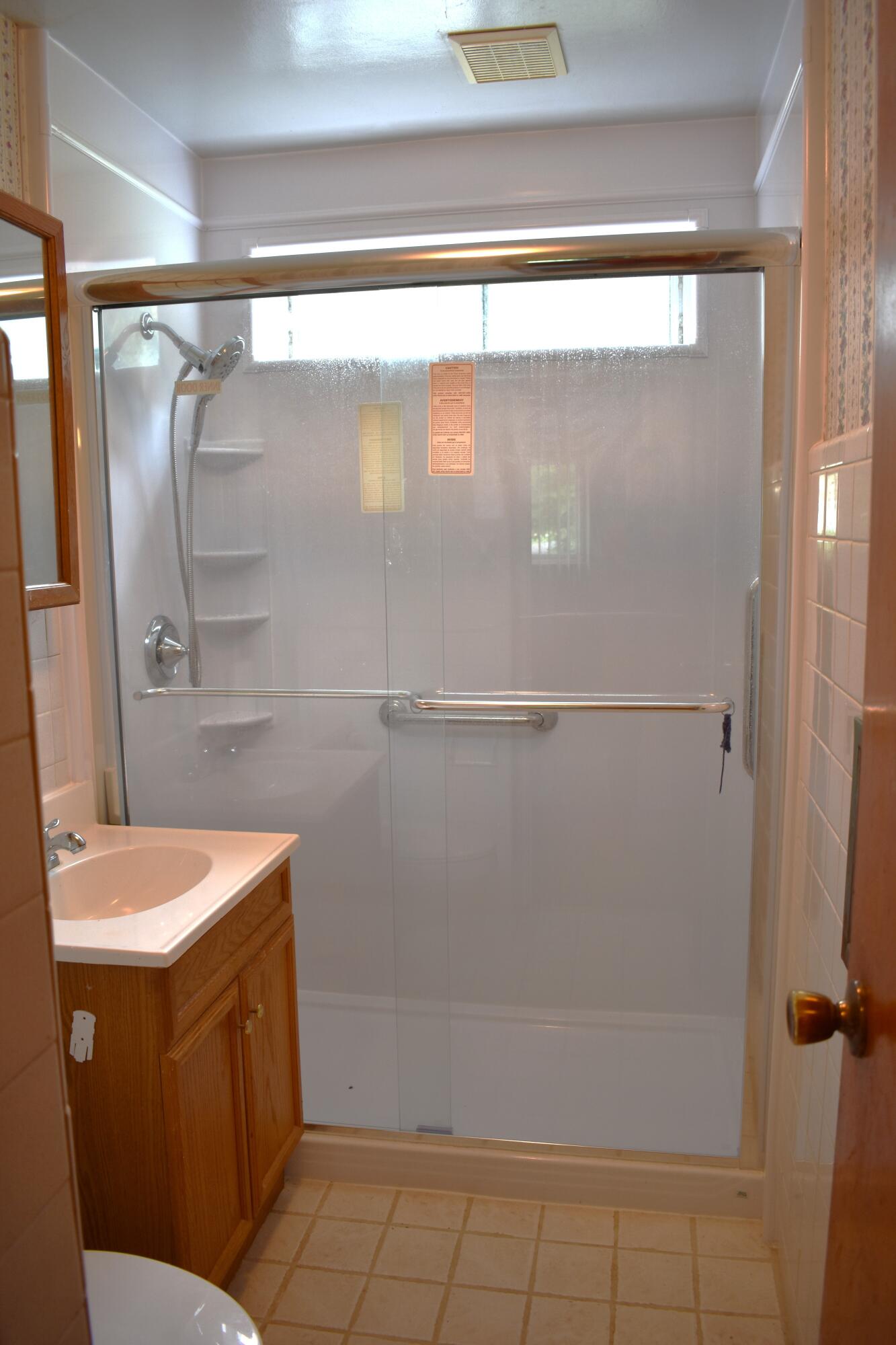 5280 Sutton Road Ann Arbor, MI 48105 - Photo 18 of 28 DSC_0033