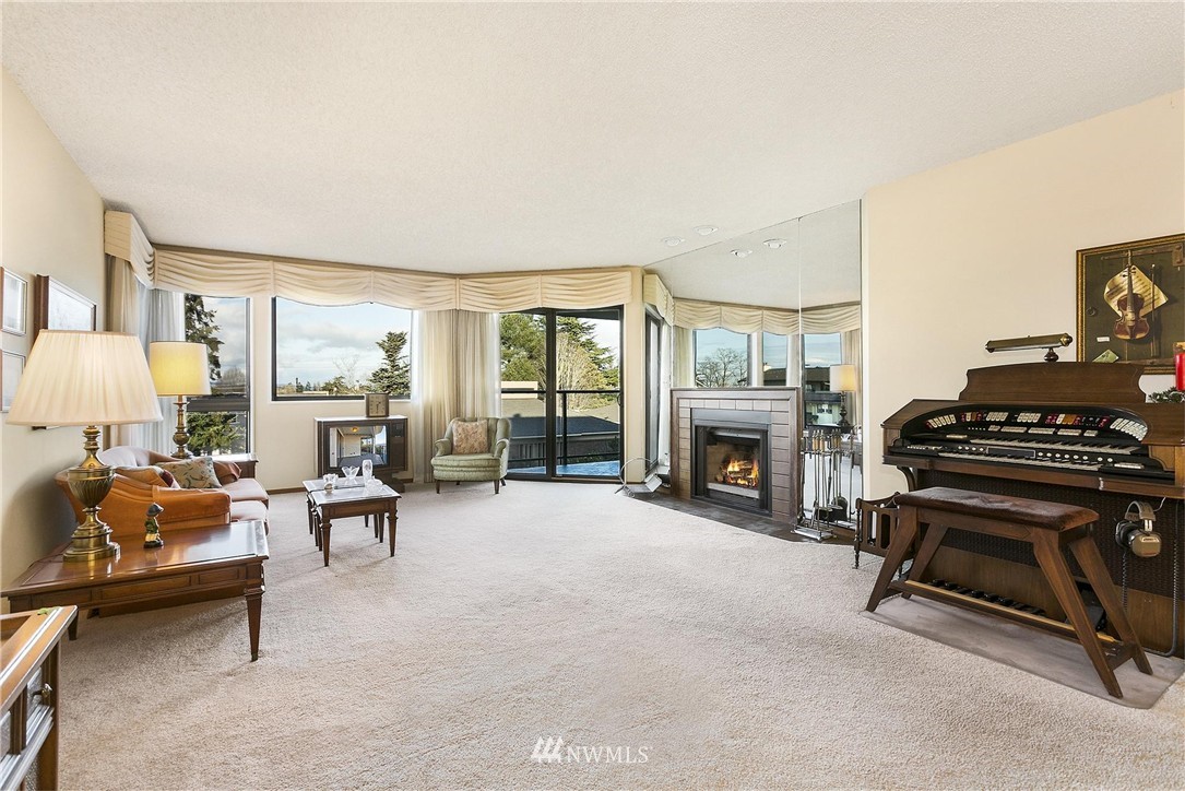 524 Maple Street, Unit 106 Edmonds, WA 98020 - Photo 2 of 10 Gallery Image 2