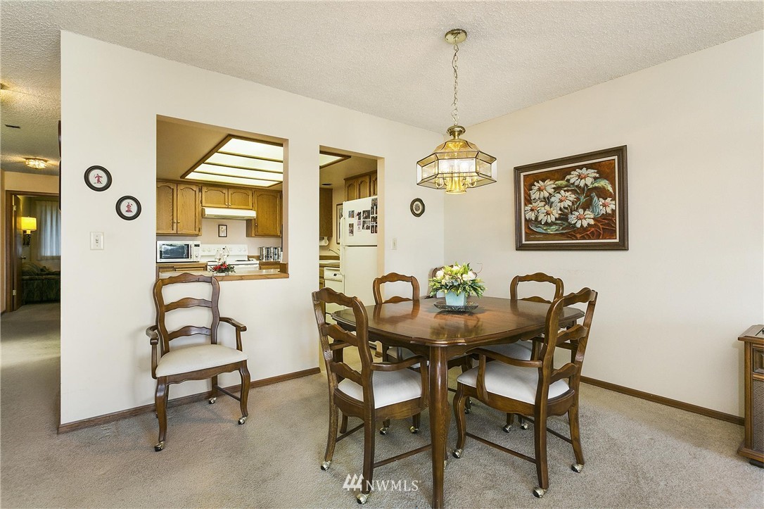 524 Maple Street, Unit 106 Edmonds, WA 98020 - Photo 4 of 10 Gallery Image 4