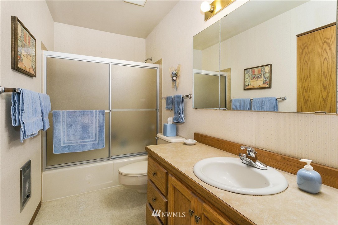 524 Maple Street, Unit 106 Edmonds, WA 98020 - Photo 9 of 10 Gallery Image 9