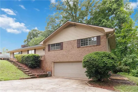 $400,000 | 3279 Guynelle Drive Northeast, Marietta, GA 30066