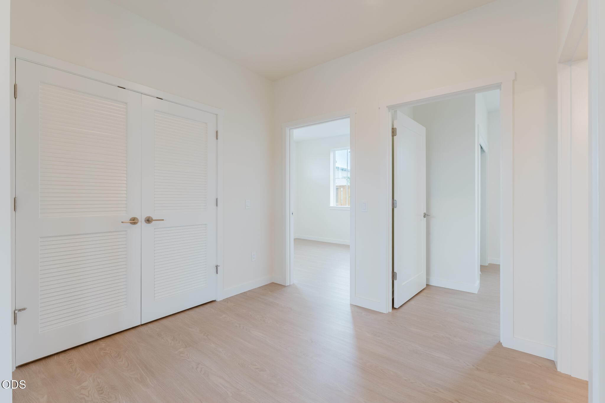 189 Northwest 17th Street, Unit 100 Redmond, OR 97756 - Photo 9 of 21