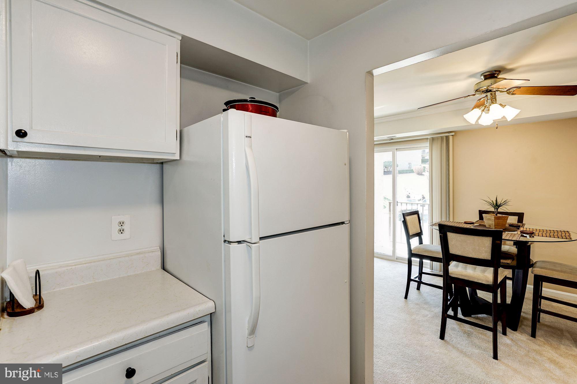 6135 Edsall Road, Unit H Alexandria, VA 22304 - Photo 18 of 30 Kitchen