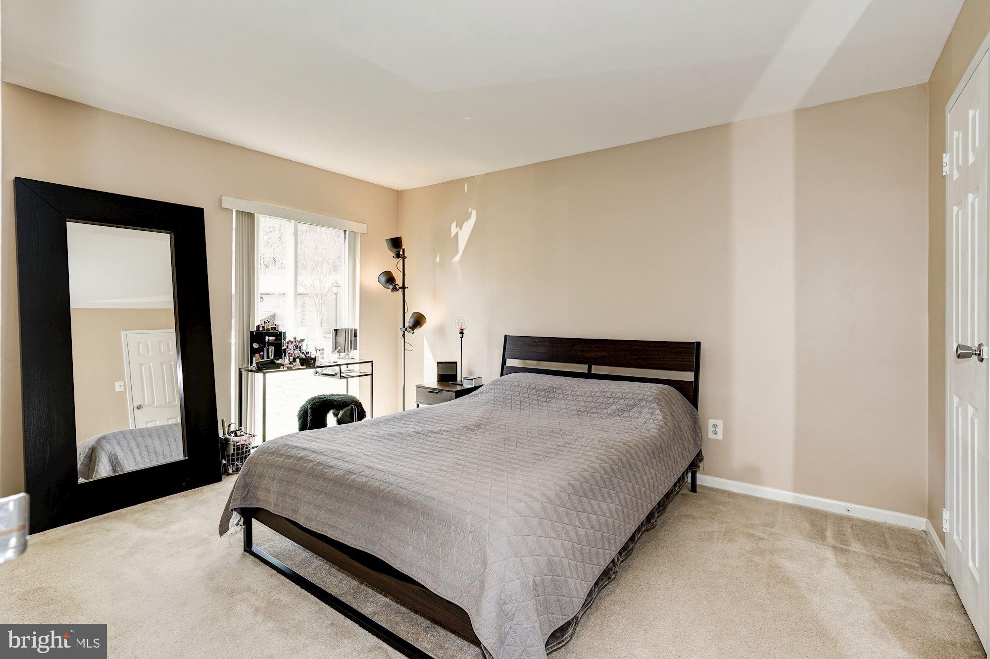 6135 Edsall Road, Unit H Alexandria, VA 22304 - Photo 20 of 30 Bedroom