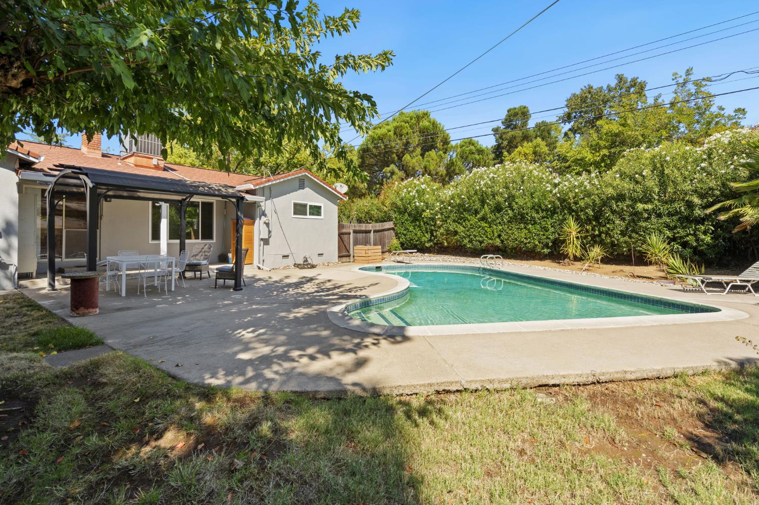 3338 Deodar Street Carmichael, CA 95608 - Photo 24 of 27