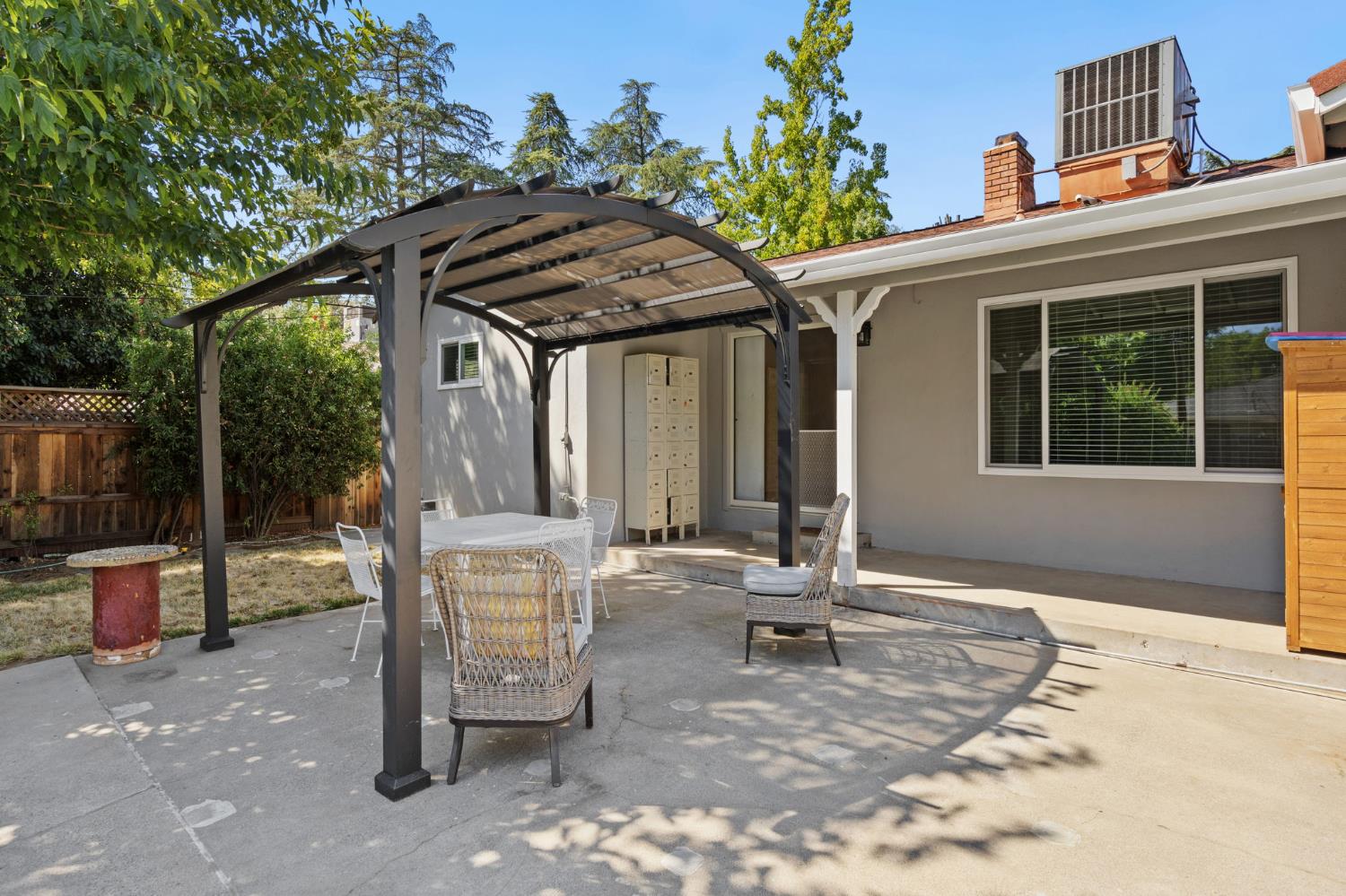 3338 Deodar Street Carmichael, CA 95608 - Photo 25 of 27