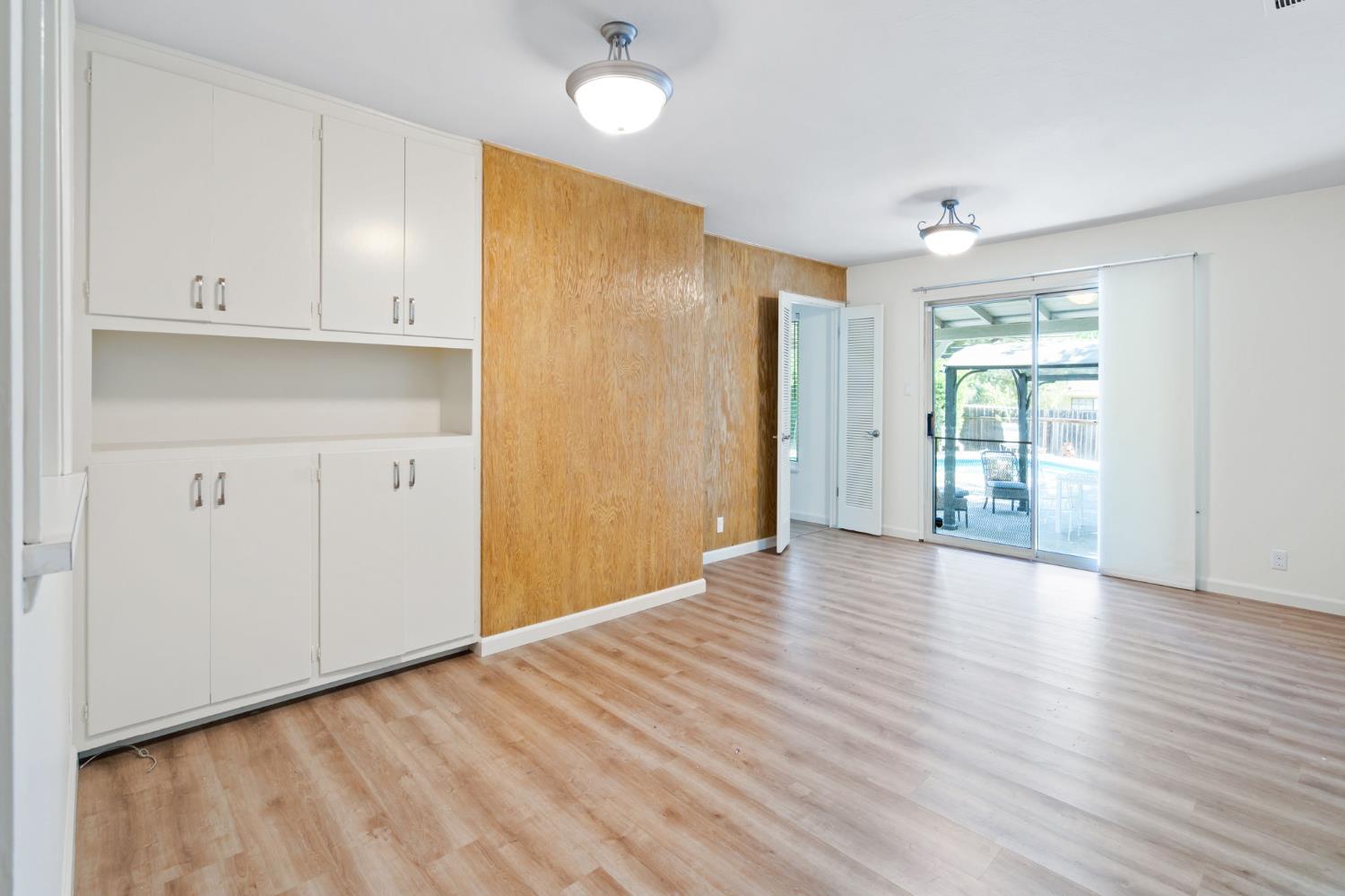 3338 Deodar Street Carmichael, CA 95608 - Photo 8 of 27