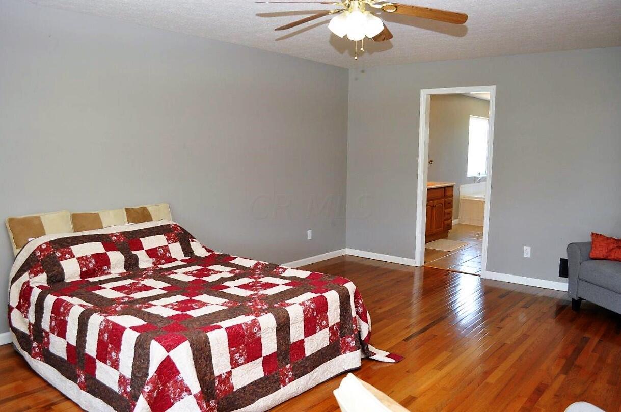 4340 Westfall Road Southwest Lancaster, OH 43130 - Photo 25 of 69 Owner Suite - 4340 Westfall Road SW, Lancaster, OH 43130